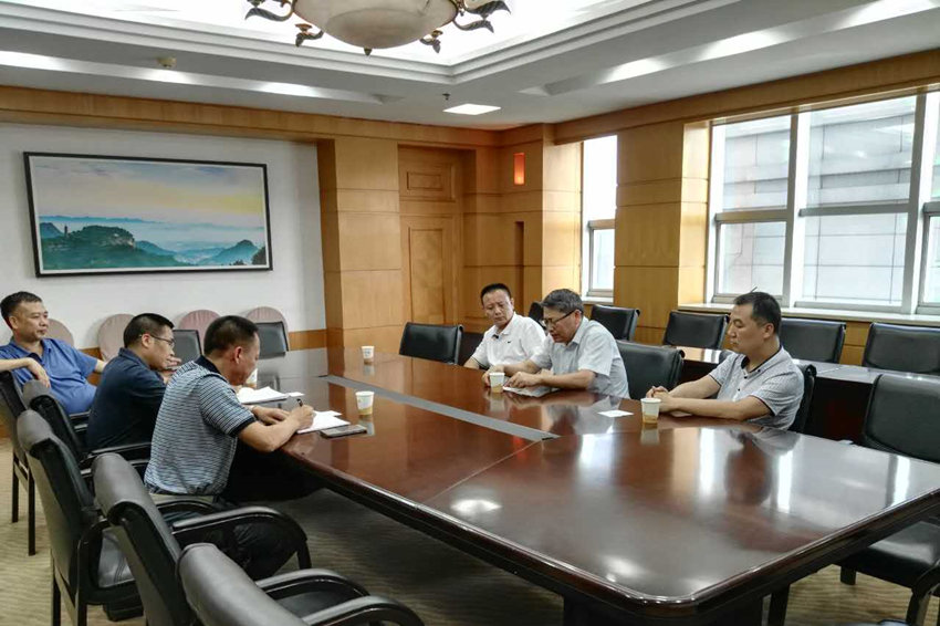 我院院長(zhǎng)李文輝帶隊(duì)考察浙江永康經(jīng)濟(jì)技術(shù)開發(fā)區(qū)