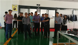我院課題組赴漣源市開展《婁底資源型城市轉(zhuǎn)型升級，深化供給側(cè)結(jié)構(gòu)性改革》